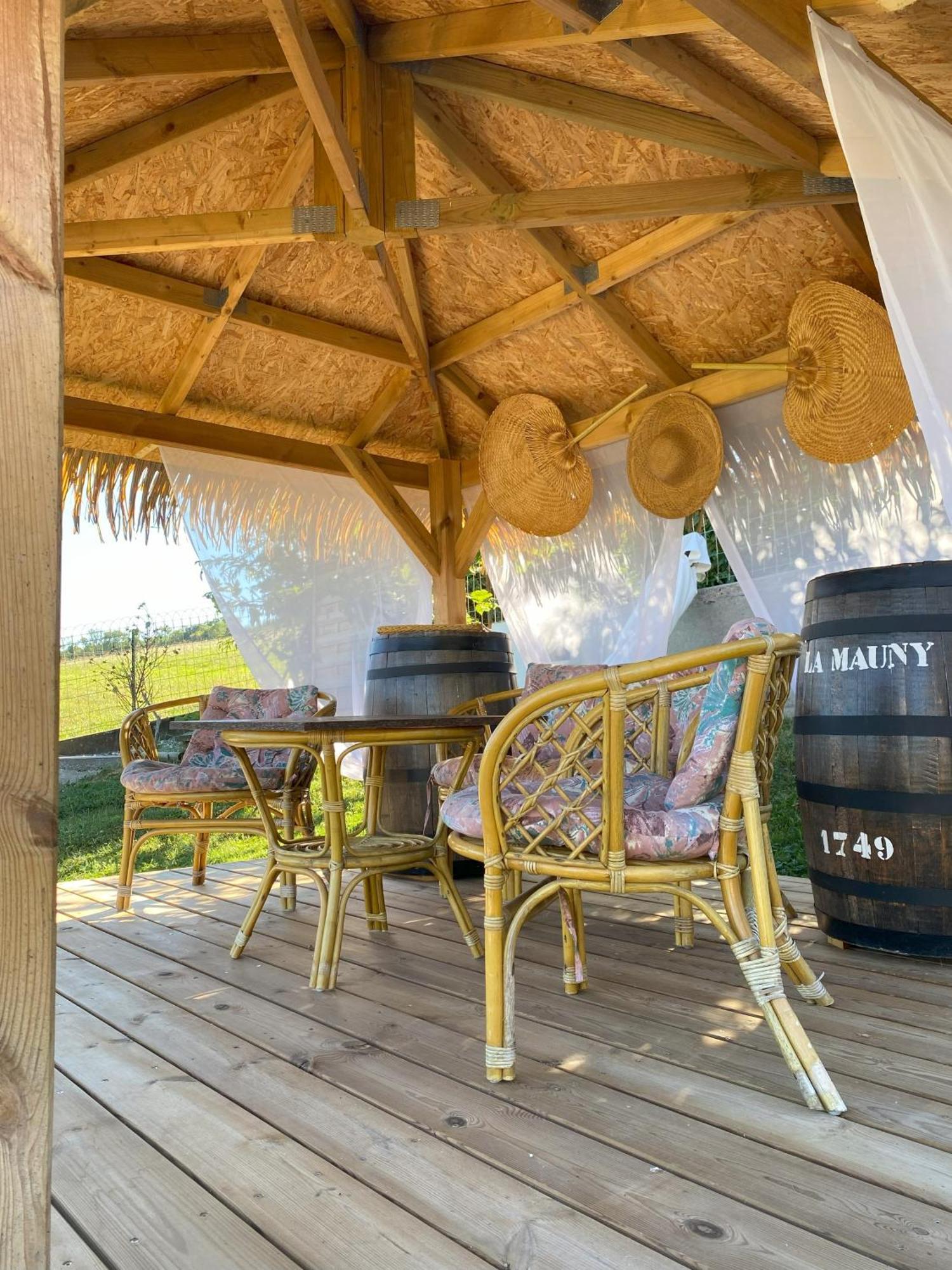 Falhappy House Poisy Bagian luar foto